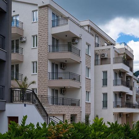 Sun And Sea Apartments Budva Kültér fotó